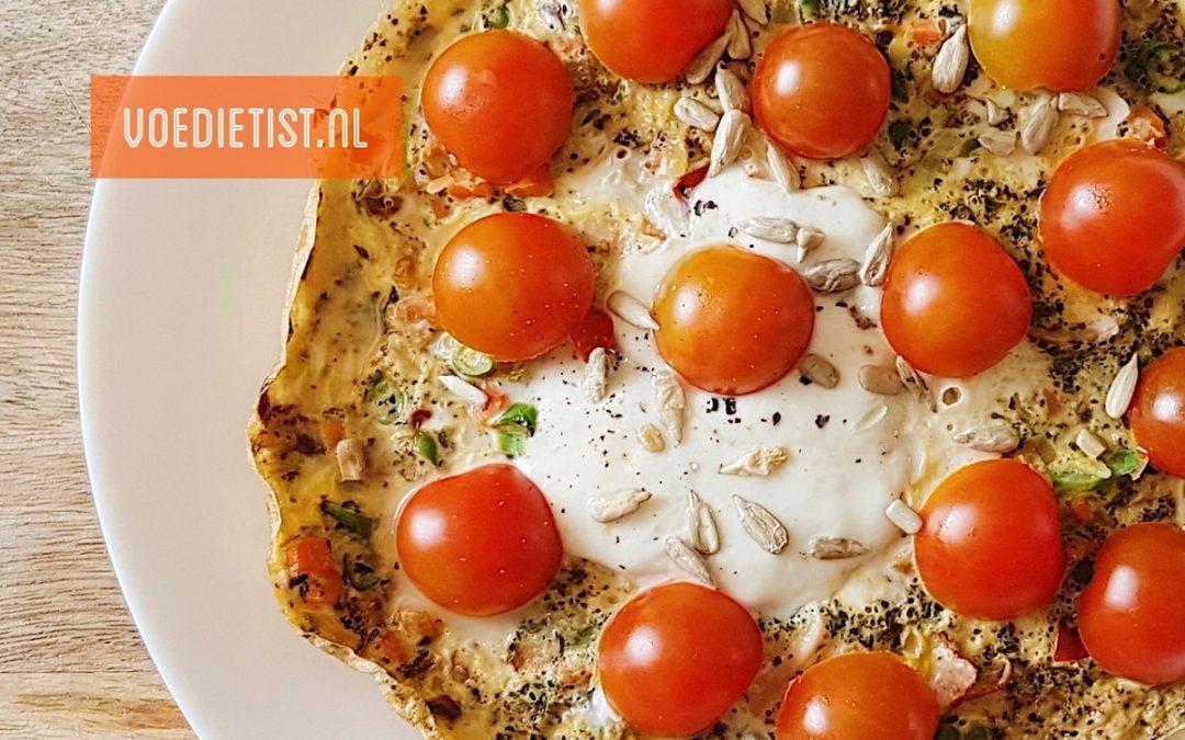 Paasrecept: Groente omelet met kipfilet en mozzarella