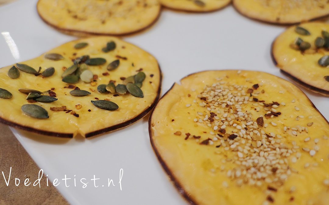 Recept: Koolhydraatarme kaascracker