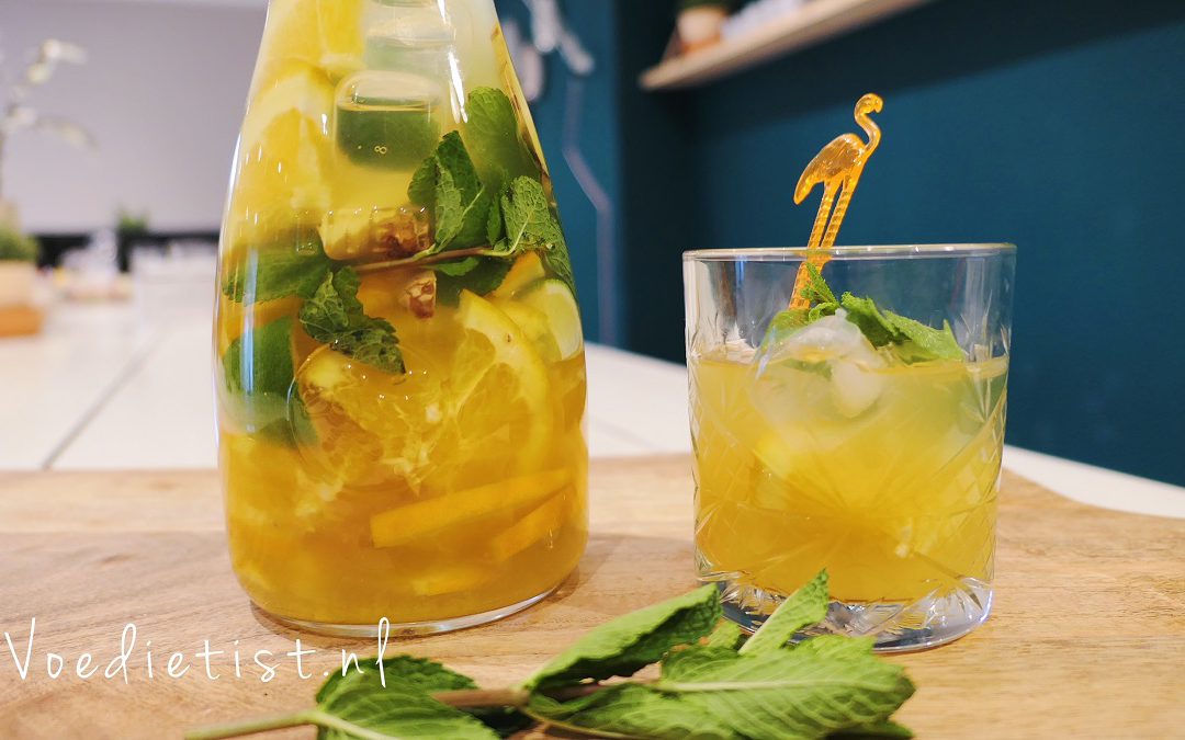 Recept: Zelfgemaakte sinaasappel-gember ijsthee